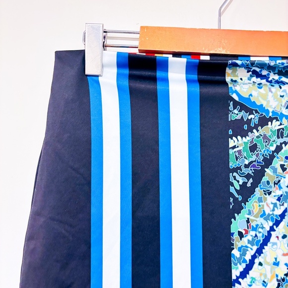 VOLT DESIGN Multicolor Reversible Striped Pencil Skirt | Large * - Picture 8 of 10